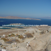 Delos. Vista da área urbanizada e dos portos a partir do Monte Cintos (Santuário de Zeus).