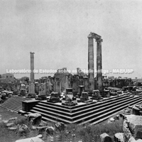 Dídima, perto de Mileto, templo de Apolo, visto do norte.