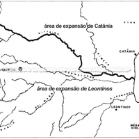 Área de expansão de Leontinos. É importante registrar que a localização de Morganitna a torna praticamente parte do território de Leontinos, apokia  fundada pelos calcídicos noa costa oriental da Sicília.  (reelaborado a partir de Procelli 1989)
