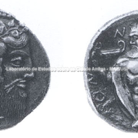 Tetradracma de prata com Dioniso no anverso e Sileno itifálico no reverso. Séc. V a.C.