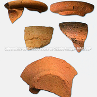 Fragmentos “Coríntio B” tipo de ânfora de transporte (séc. VI-V a.C.) provenientes do arsenal naval.