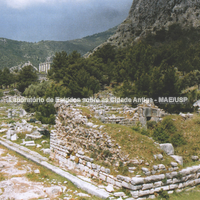 Vista atual do templo de Zeus Olímpico, olhando para oeste. Foto: Ioannis Svolos, Giorgos Pilichos.