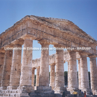Templo dórico, 430 a.C., fachada.