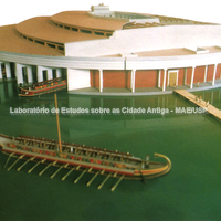 Modelo da ilha do Almirantado que serviu como arsenal no período púnico.